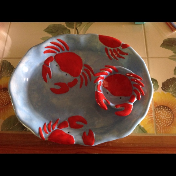 dennis east Other - Dennis east serving dish PLUS four plates Buy1  g2